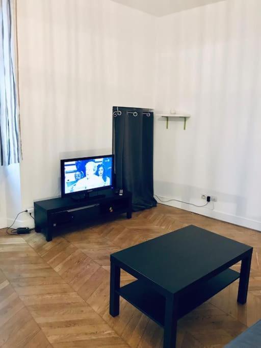 The Spot In The Center On Fontainebleau Apartamento Exterior foto